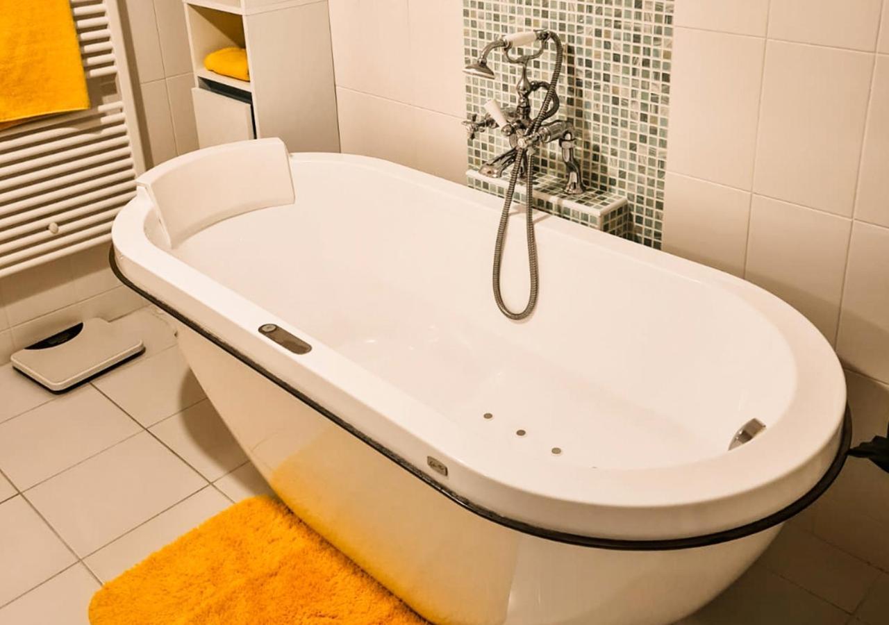 Moat Holiday Rental Lisnaskea Dış mekan fotoğraf