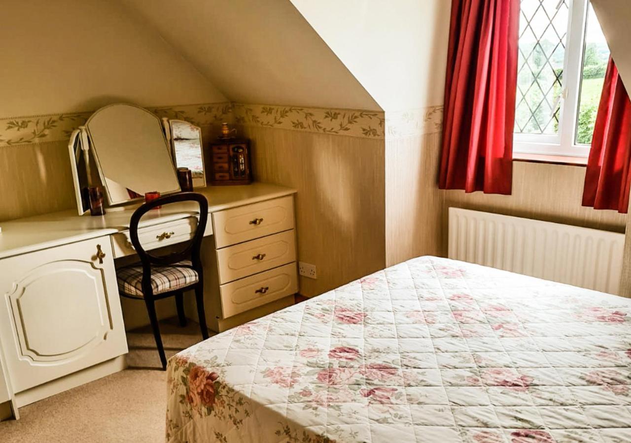 Moat Holiday Rental Lisnaskea Dış mekan fotoğraf