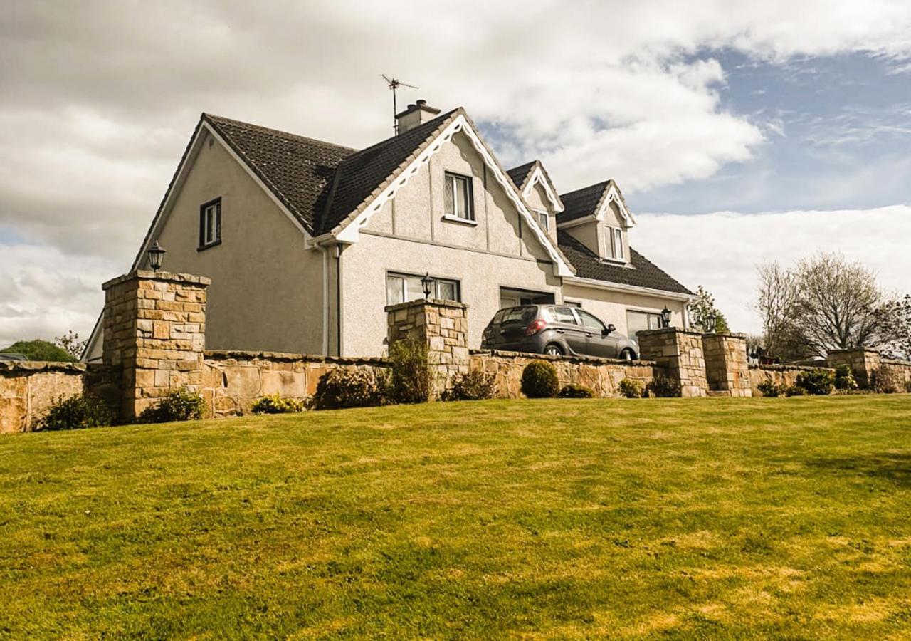 Moat Holiday Rental Lisnaskea Dış mekan fotoğraf